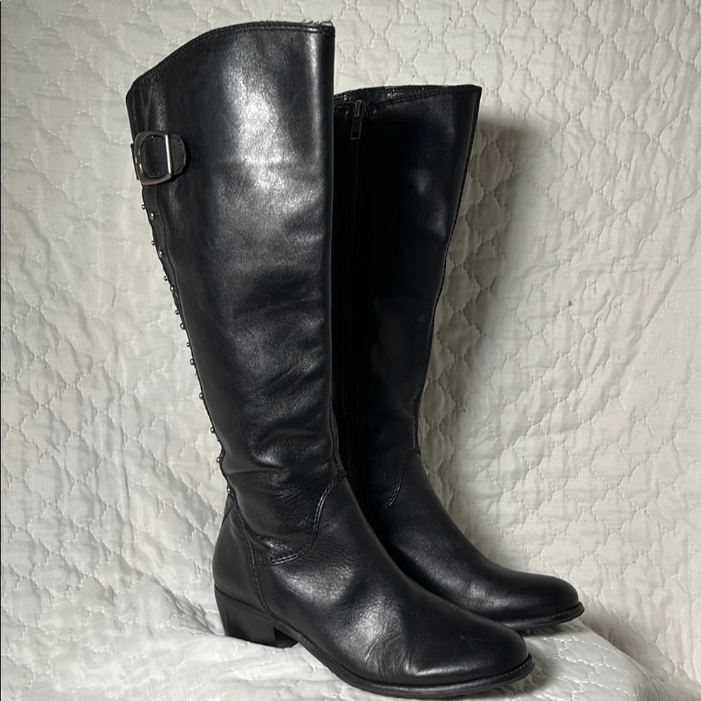 Arturo Chiang  - Elegant Black Leather Knee-High Boots Back-Studded Boots - 7.5